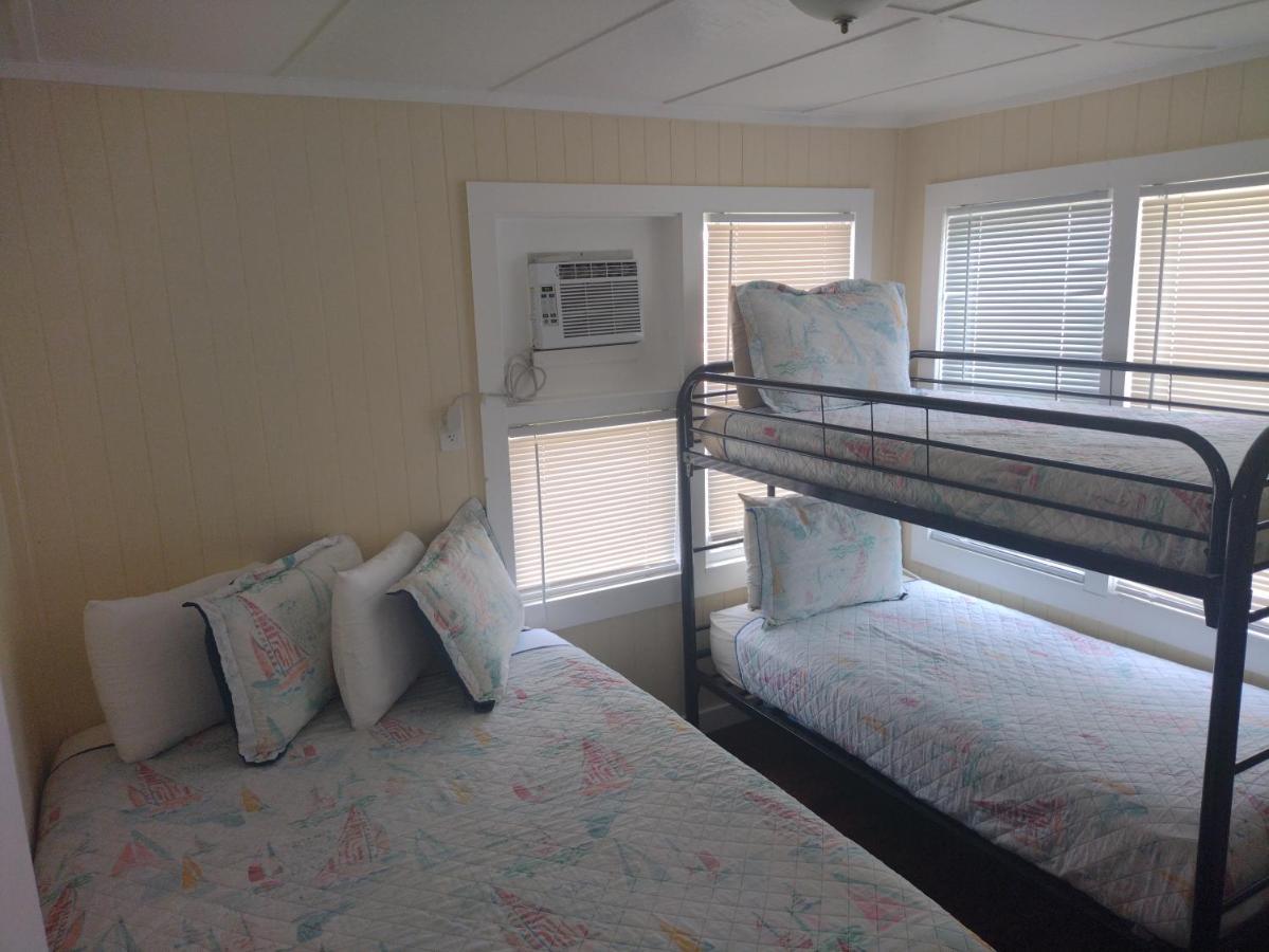 Double Barr Cottage Inn Port Aransas Exterior photo